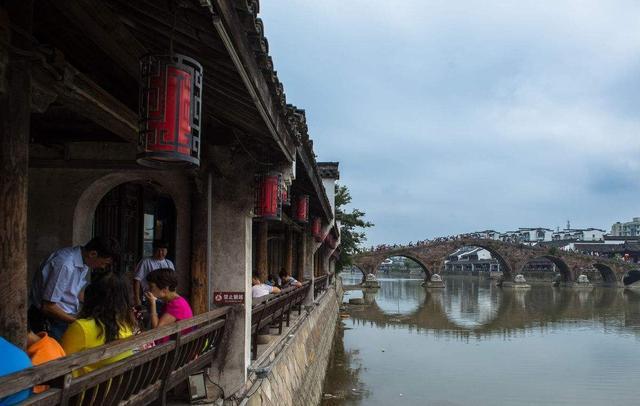 中国人民银行：有序化解重点领域风险 促使金融风险总体趋向收敛